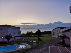 Uvongo Chalet 11